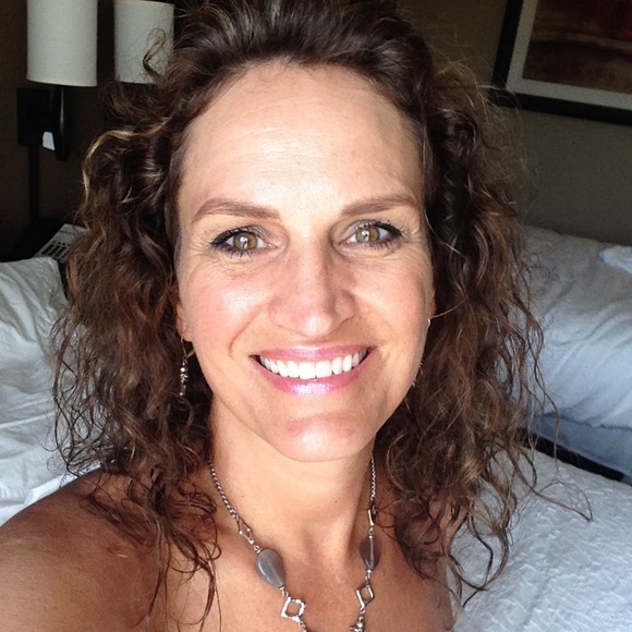 Meet your Posher, Mis - Picture 1 of 1